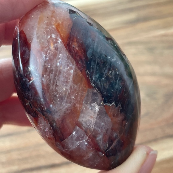 Fire Quartz- Hematoid Quartz- Palm Stone - Picture 9 of 17